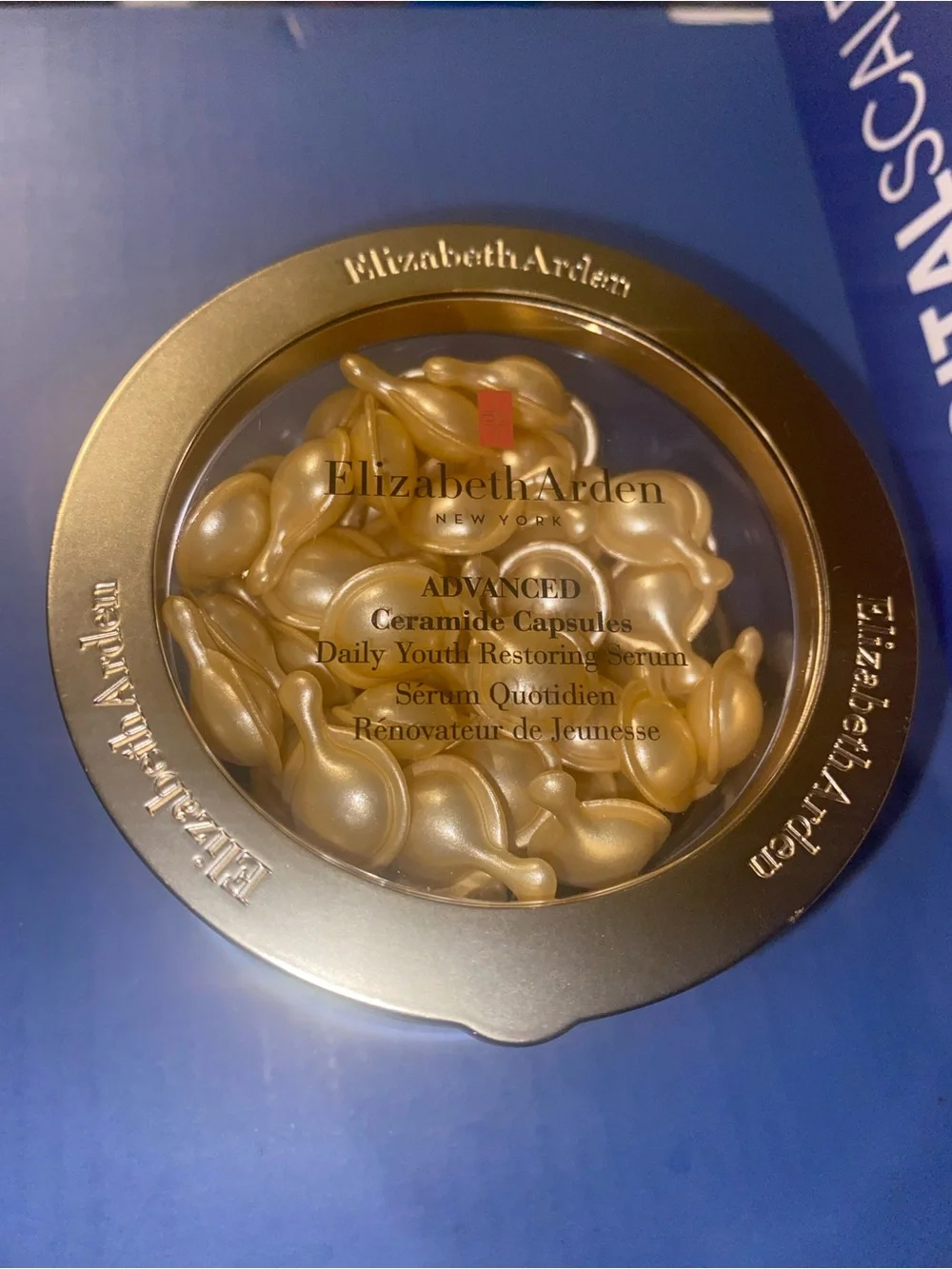 Elizabeth Arden Gold Ceramide Capsule Serum Jar
